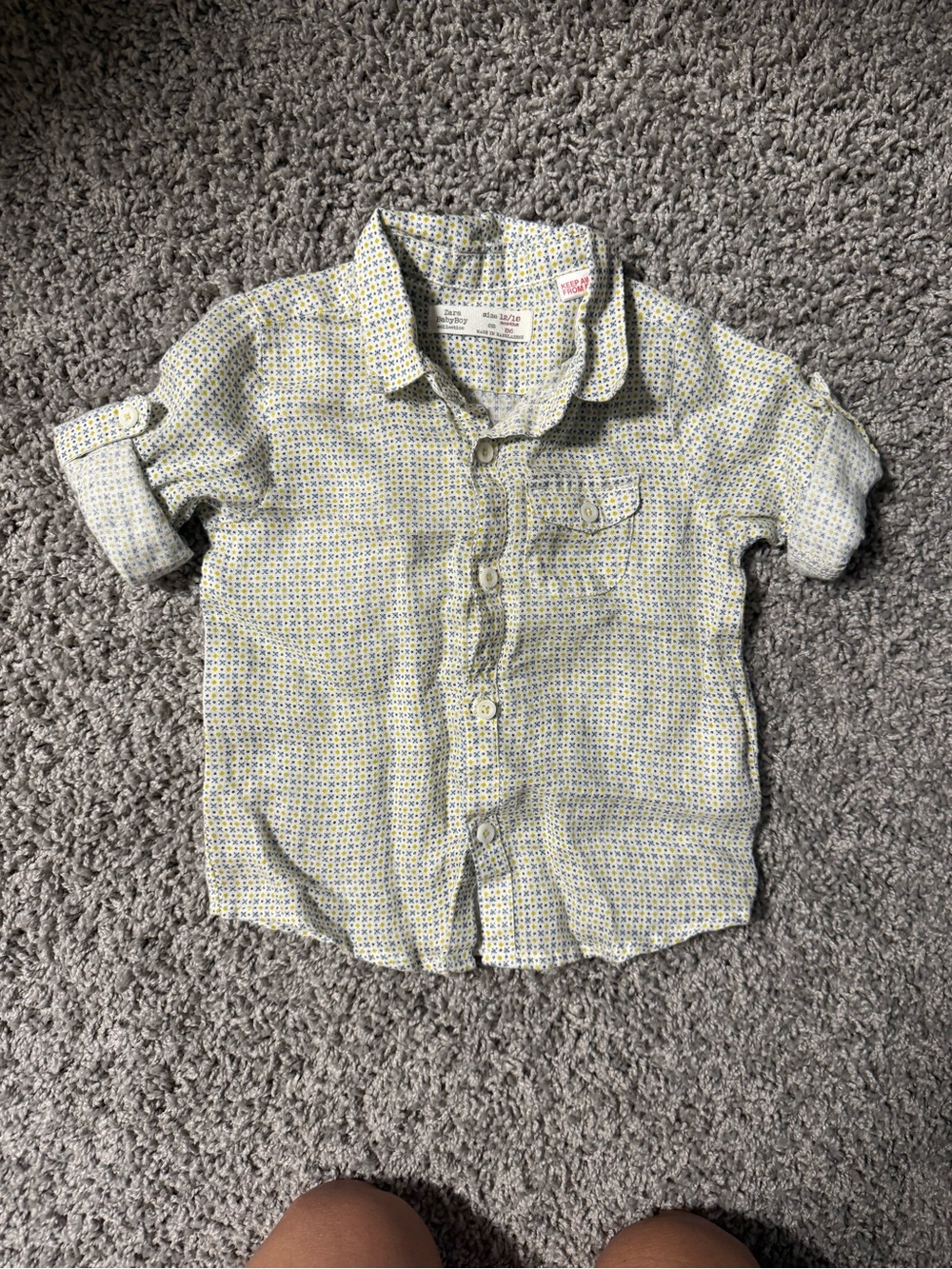 Zara Toddler Button-Down Shirt in Yellow and Blue Microprint